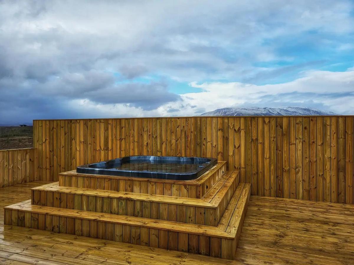 Luxury Log Home With A Hot Tub Selfoss Kültér fotó